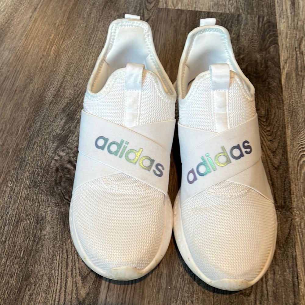 Adidas cloud foam comfort shoes size 8